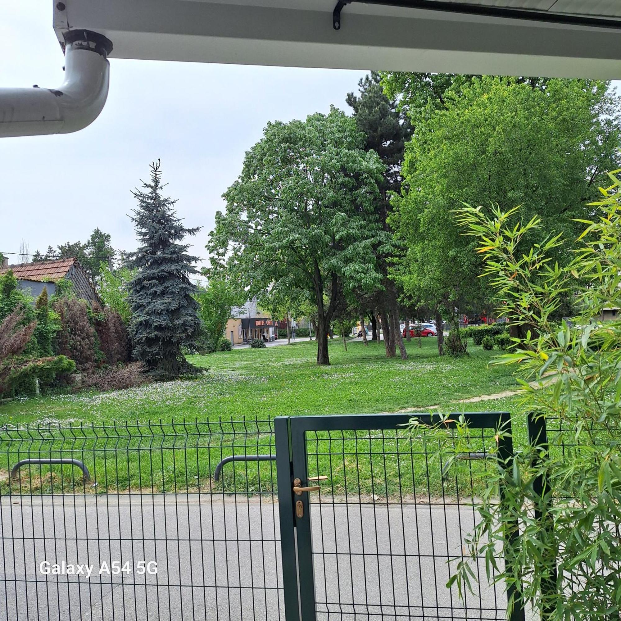 Studio Apartmani Louis I Lola Загреб Екстериор снимка